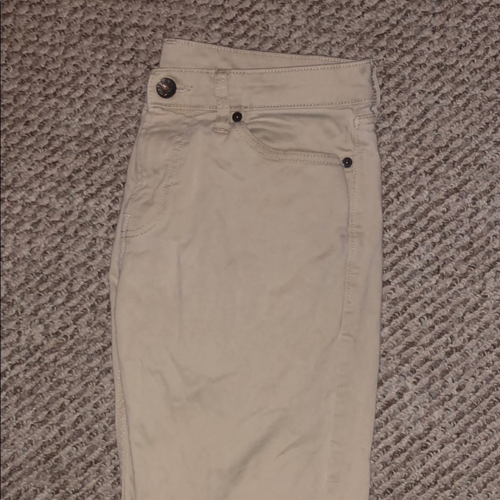 Hollister chinos